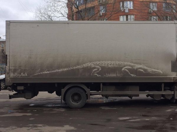 insolite alligator artiste camion dessin proboynick remorque sale street
