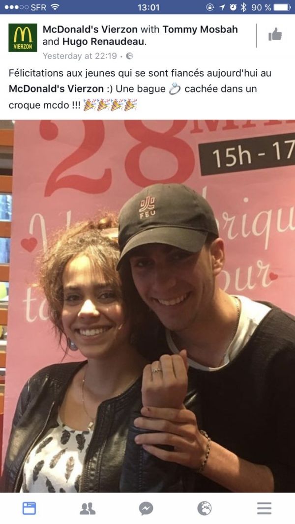 insolite bague burger demande mariage mcdonalds