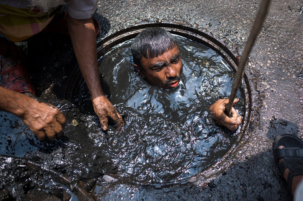 Boulot de merde : déboucher les égouts au Bangladesh