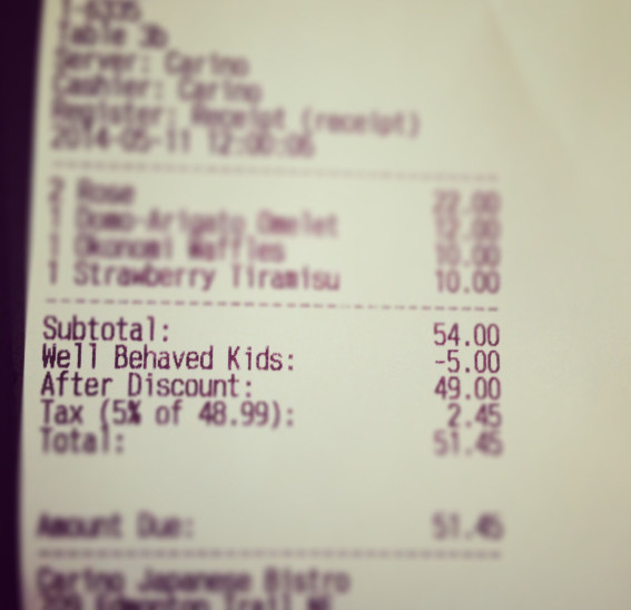 Des enfants bien élevés, c'est moins 5$ sur l'addition dans ce restaurant