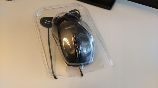 insolite emballage fail fil souris