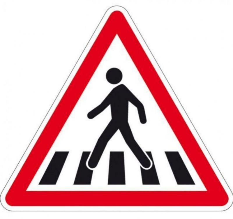 insolite chomeur emmanuel emploi logo macron passage pieton pole