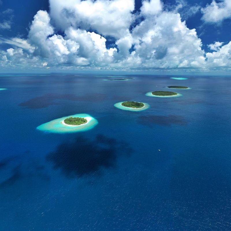 insolite flottant ile maldives