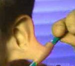 oreille elastique chewing-gum Un lobe d'oreille élastique