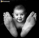 enfant pieds bebe Grands Pieds