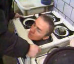 camera homme Caméra cachée dans une cuisine