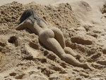 femme sexy Sculpture sur sable sexy