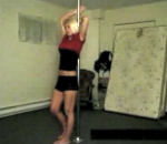 femme danse Blonde Pole Dancing