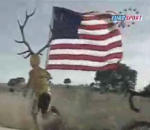 coureur tour drapeau Juan Antonio Flecha vole un drapeau américain