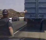 camion policier bord Un policier chanceux