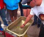 eau experience Dans quel sens tourne l'eau en Equateur ?