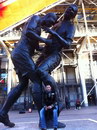 statue Materazzi devant la statue Coup de tête