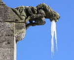 stalactite glace Une gargouille gerbe