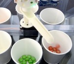 machine Une machine pour trier les bonbons par couleur