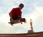 sport handicap Italo Romano fait du skateboard