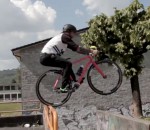 ashton hommage Trial à vélo de route par Vittorio Brumotti