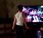 enfant tele Charlie danse comme Patrick Swayze dans Dirty Dancing