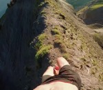 crete Jogging sur la crête d'une montagne