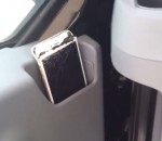 fail dangereux Compartiment anti-smartphone dans un Ford Transit