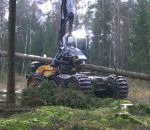 bucheron Une machine à couper des arbres
