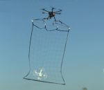 drone Un drone policier chasseur de drones