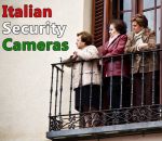femme securite camera Caméras de sécurité italiennes