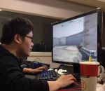 jeu-video counter-strike Un joueur de CS:GO énervé