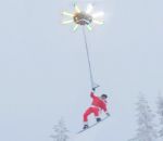 snowboard Le Père Noël en drone