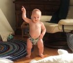danse bebe Un bébé danse sur MGMT