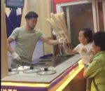 vendeur enfant Enfant vs Vendeur de glace
