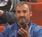 journaliste football question Un journaliste espagnol pose une question à Griezmann avec Google Traduction