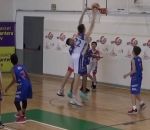joueur basket rioux Olivier Rioux 12 ans et 2,13m fait du basket