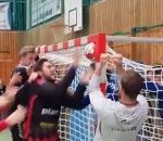 handball Un jet franc se coince dans la lucarne (Handball)