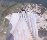 regarder montagne vol Un vol en wingsuit sans regarder le sol