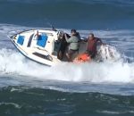 houle sauvetage Le capitaine d'un petit bateau tombe à l'eau (Capbreton)