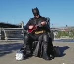 cornemuse ukulele Batman chante une belle chanson
