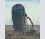 demolition Filmer la démolition d'un silo