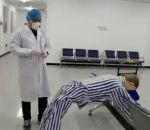 anus Test anal pour dépister le coronavirus (Chine)