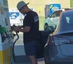 essence station-service Mettre de l'essence dans sa Tesla