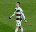 colere Ronaldo quitte le terrain suite à un but refusé