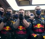 box La victoire de Verstappen vue par ses mécaniciens (GP d'Abou Dabi 2021)