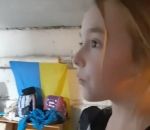let Une fillette chante « Let It Go » dans un abri (Ukraine)