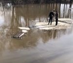 russie fail Se promener sur une plaque de glace
