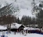 vidéo avalanche italie souffle nuage skieur neige